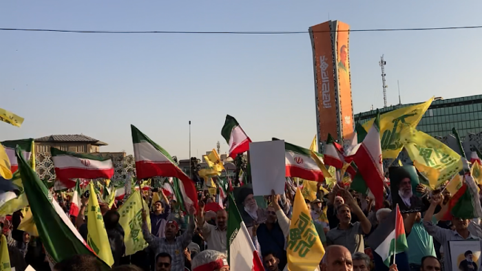 مردم با حضور پرشور یاد و راه «شهید نصرالله» را زنده کردن