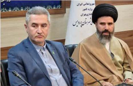 در جلسه شورای معاونان و بخشداران فرمانداری