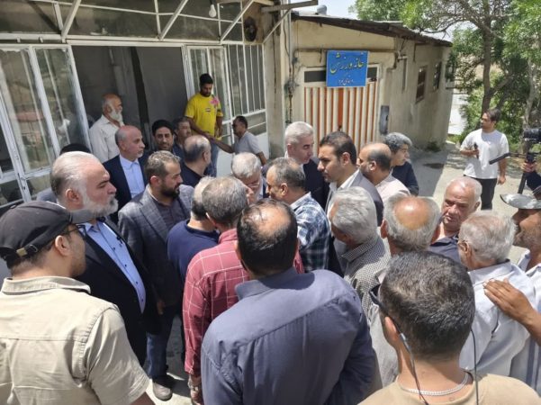 بررسی مشکلات ساکنان روستای کمرد